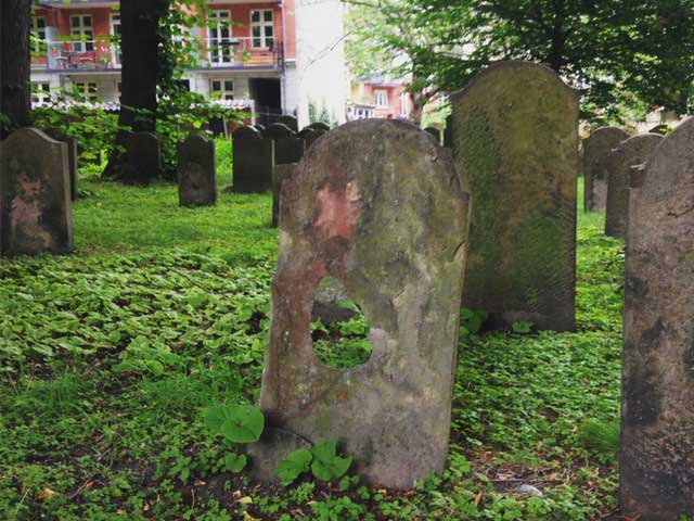 join us in a walk about jewish history in Copenhagen